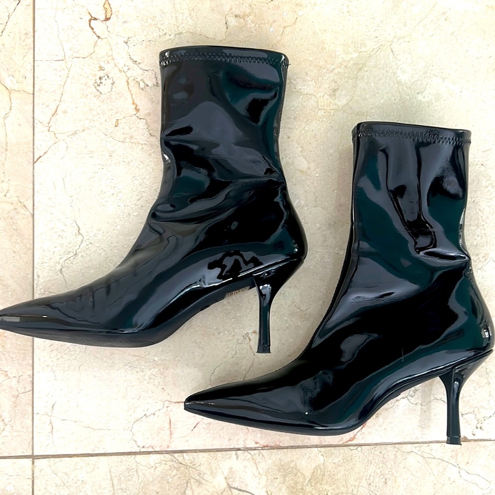 Stuart Weitzman Patent Leather Sock Boot Size 8